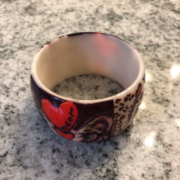 ❤️ LOVE-themed Cuff bracelet ❤️ - Picture 5 of 11